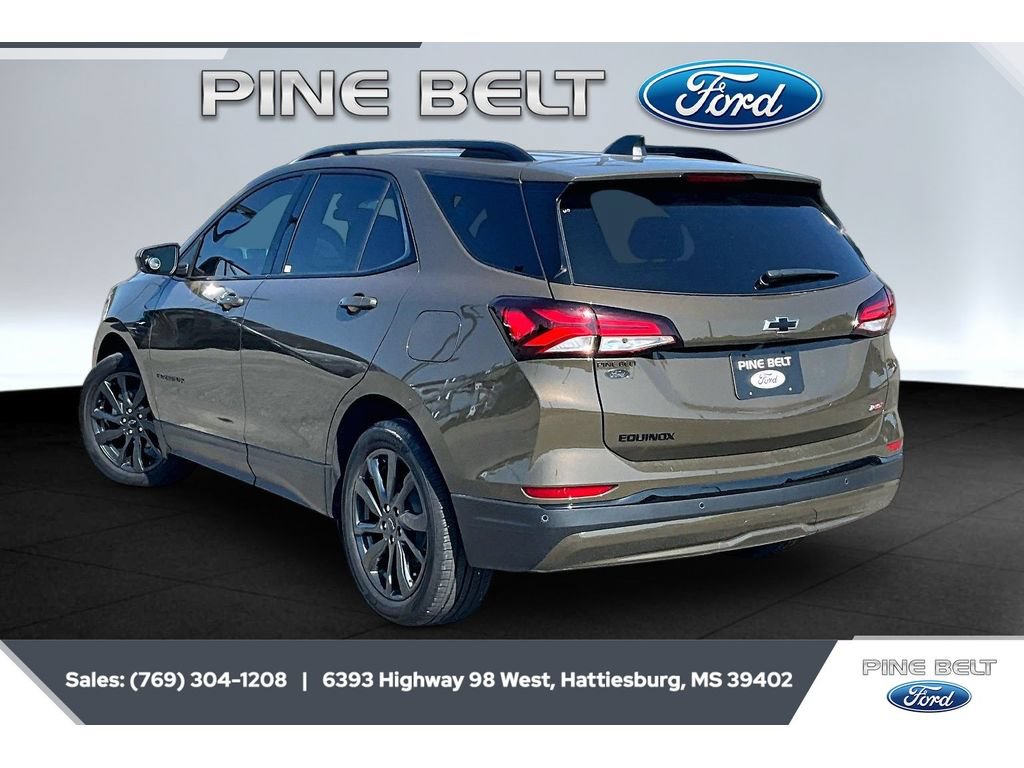 Used 2024 Chevrolet Equinox RS FWD image 2