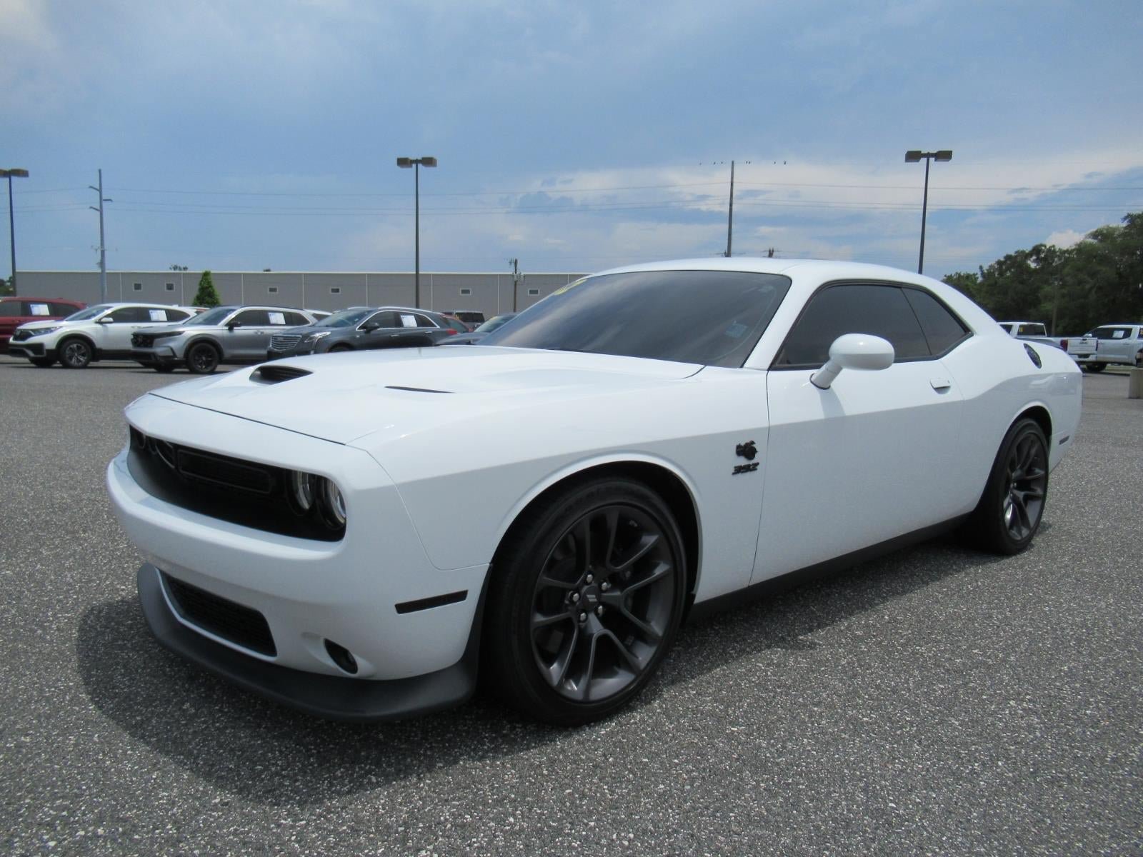 Used 2022 Dodge Challenger R/T Scat Pack w/ Plus Package RWD image 4