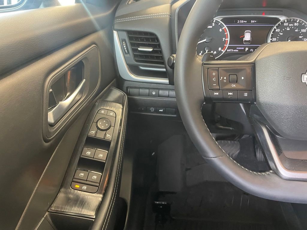 Used 2026 Nissan Rogue SV FWD image 12