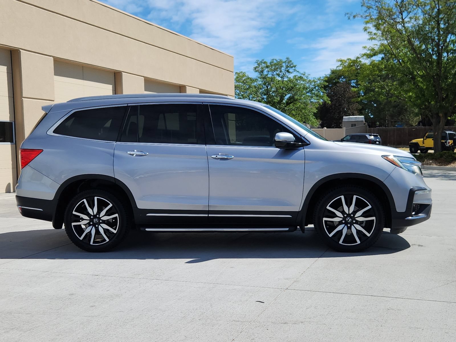 Used 2019 Honda Pilot Elite image 6