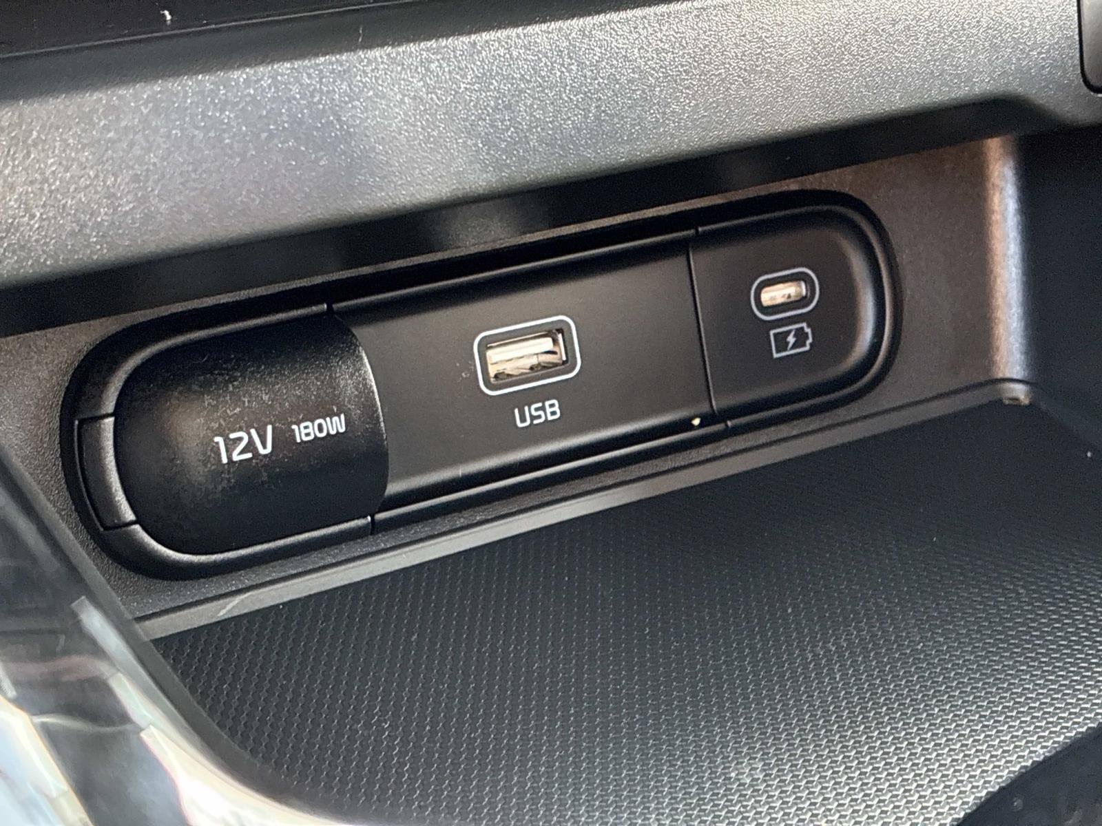 Used 2025 Kia Soul S FWD image 27