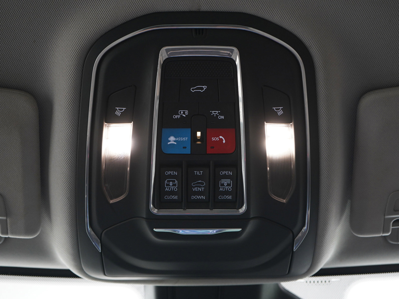Used 2021 Jeep Grand Cherokee L Summit w/ Advanced Protech Group IV AWD/4WD image 21