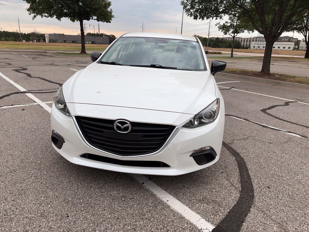 Used 2014 MAZDA MAZDA3 i SV FWD image 2