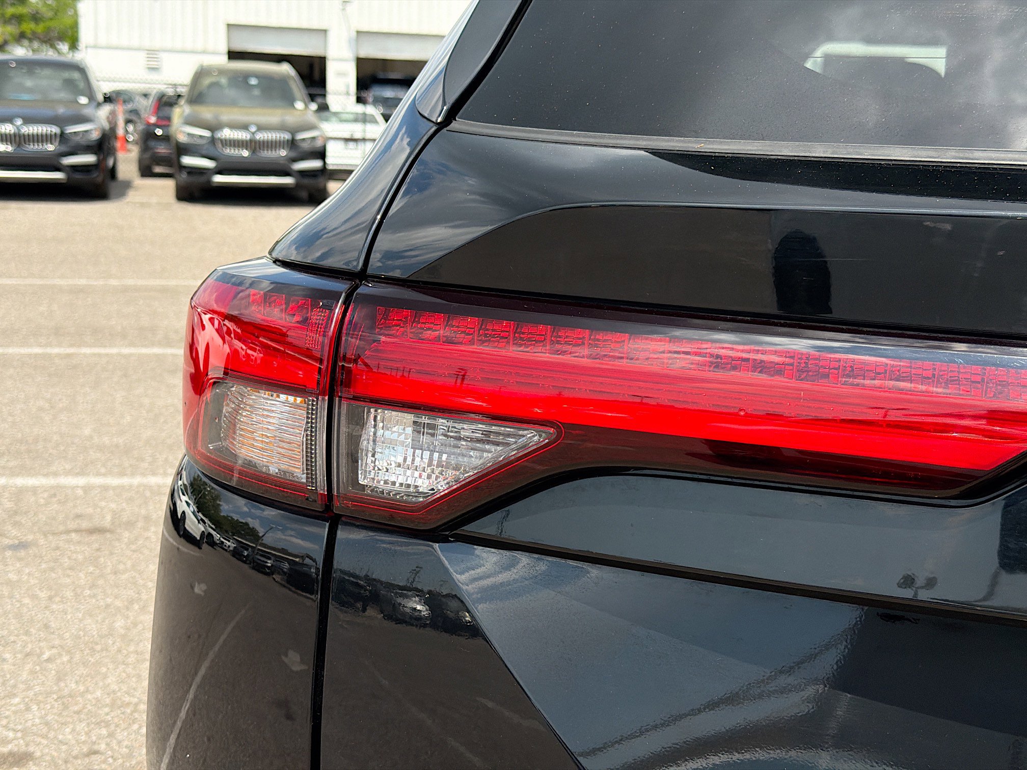 Used 2024 Mitsubishi Outlander SEL FWD image 10