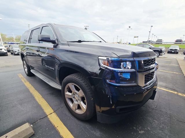 Used 2015 Chevrolet Suburban LT image 4