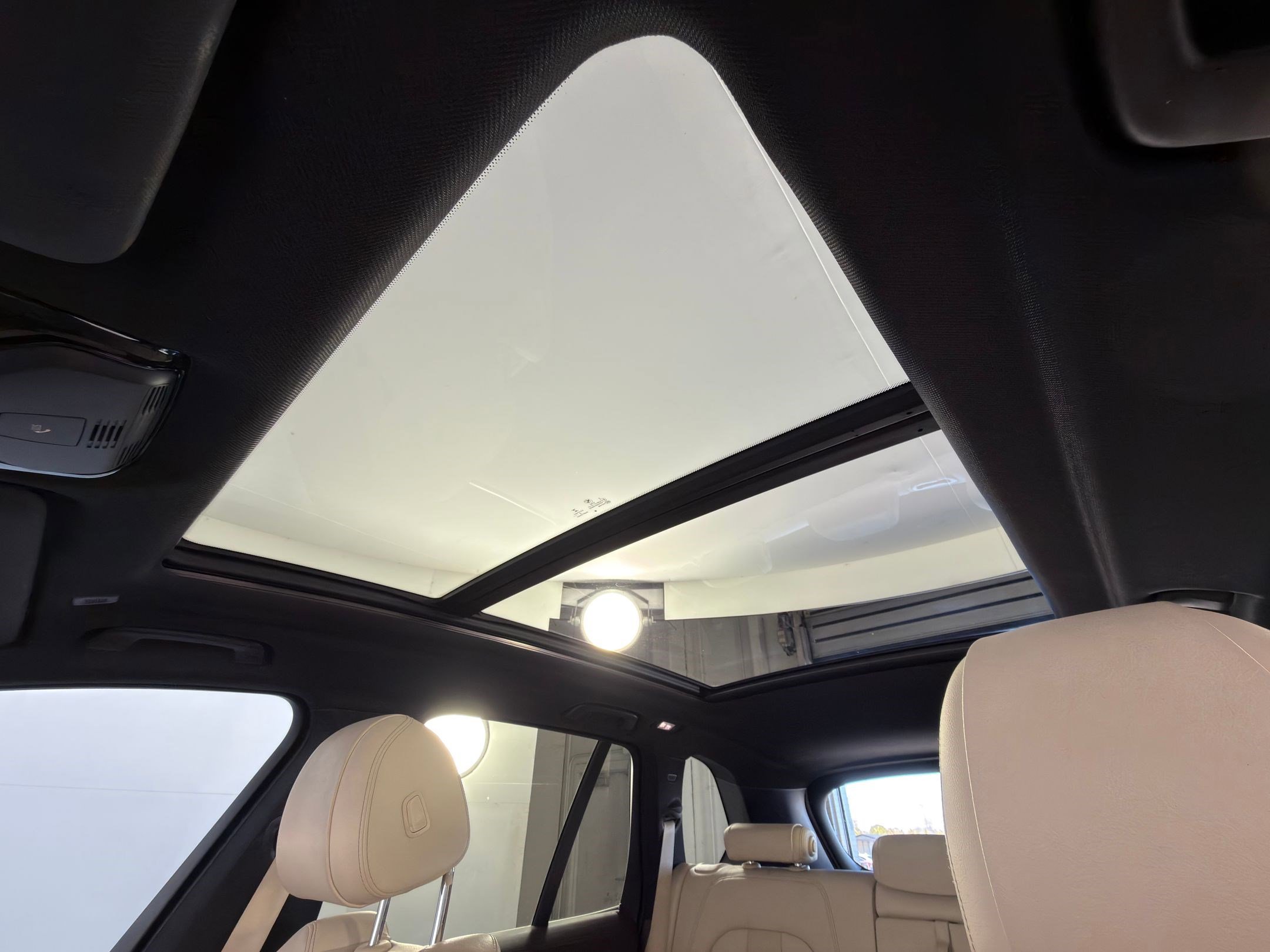 Used 2019 BMW X5 xDrive40i w/ Premium Package 2 image 12