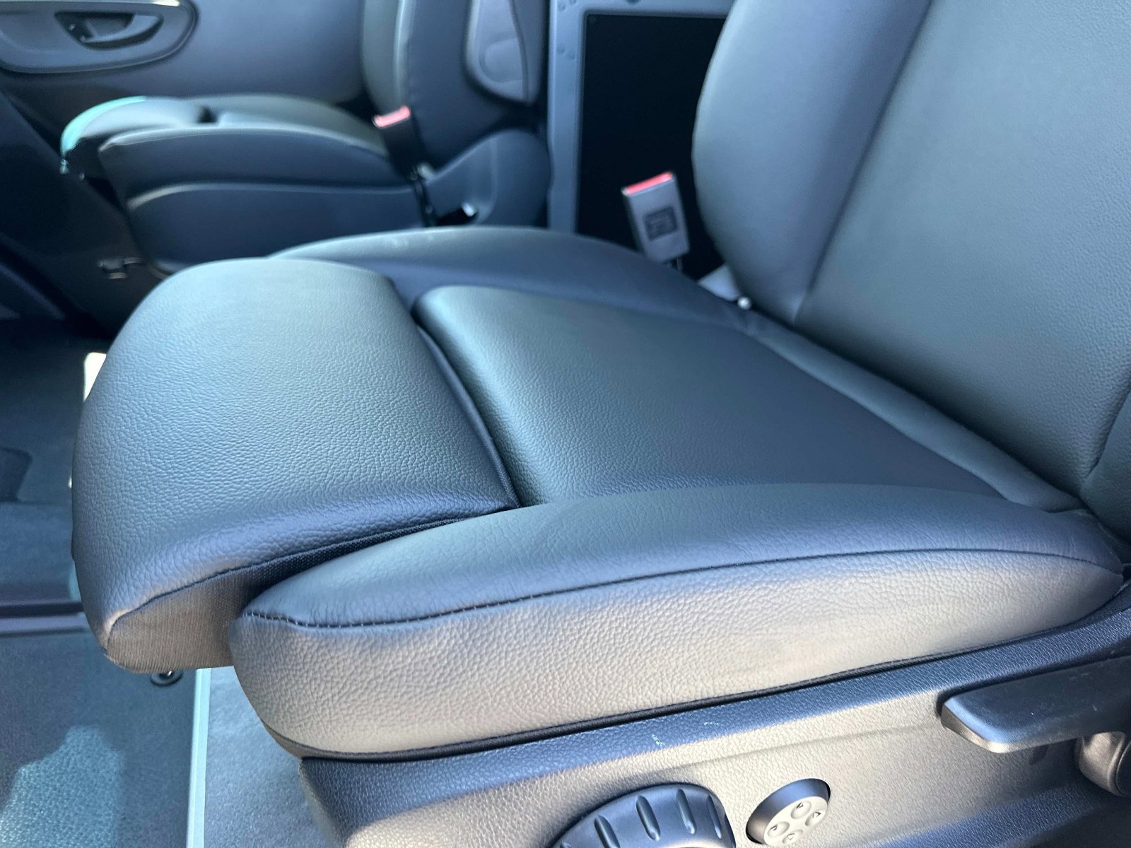 New 2025 Mercedes-Benz Sprinter 2500 image 13