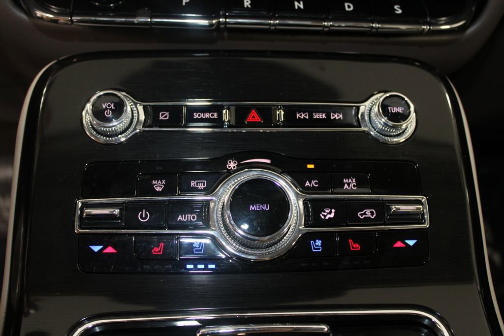 Used 2022 Lincoln Nautilus Reserve w/ Equipment Group 201A image 47