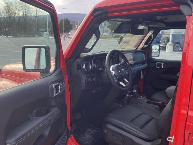 New 2026 Jeep Wrangler Sahara image 41