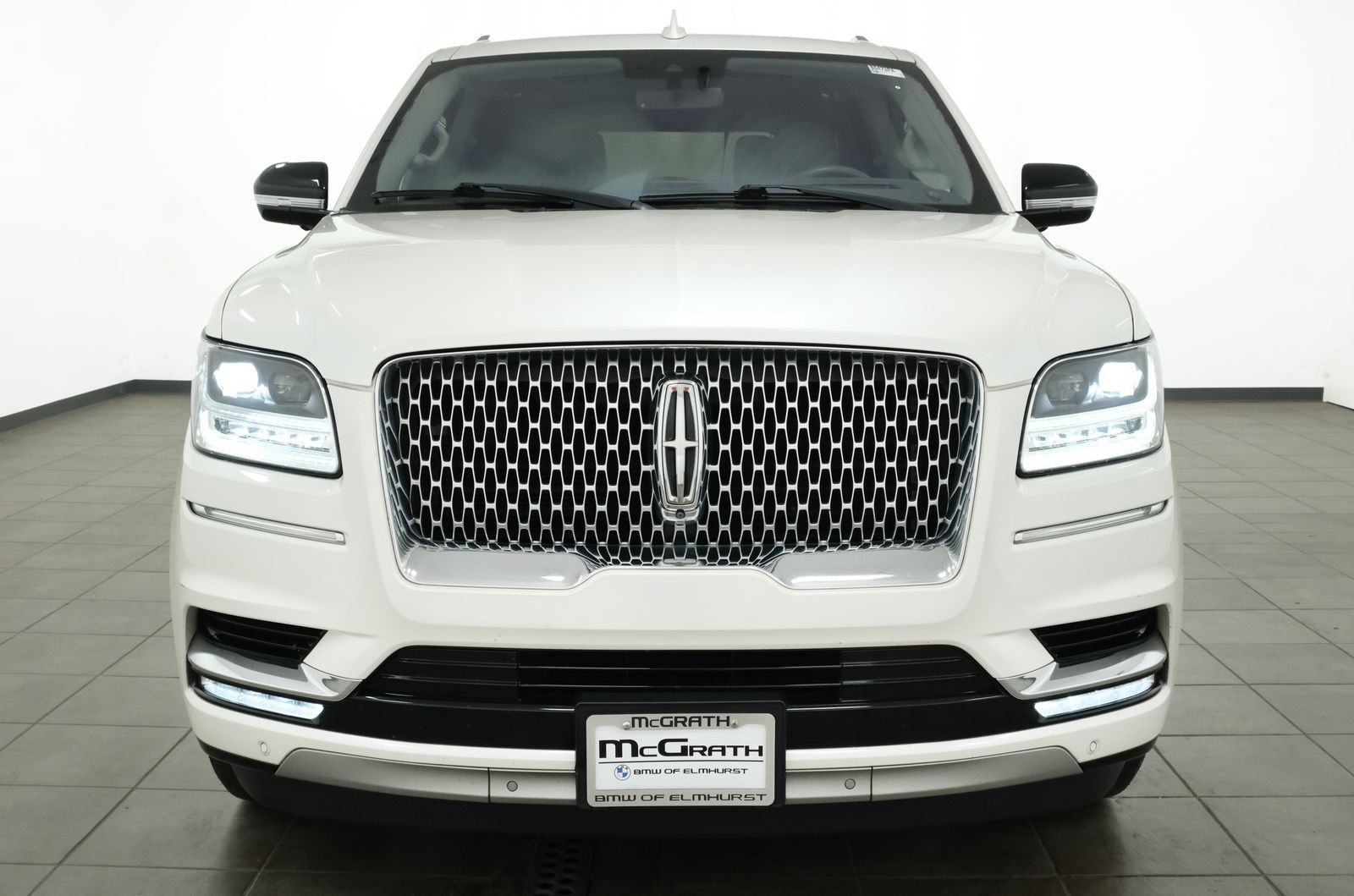 Used 2018 Lincoln Navigator Reserve w/ Technology Package AWD/4WD image 8