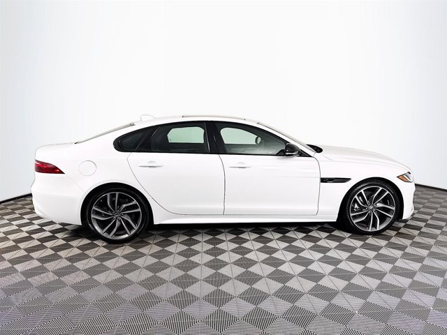 New 2024 Jaguar XF R-Dynamic SE image 4