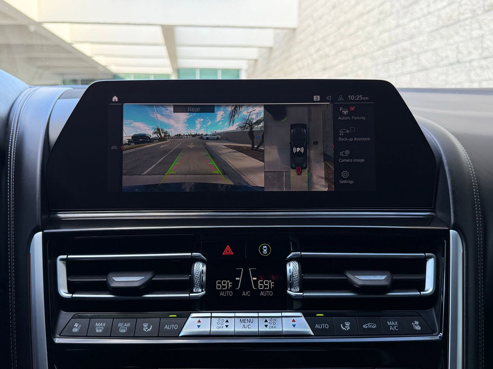 Used 2020 BMW M8 Coupe w/ M Driver's Package image 28