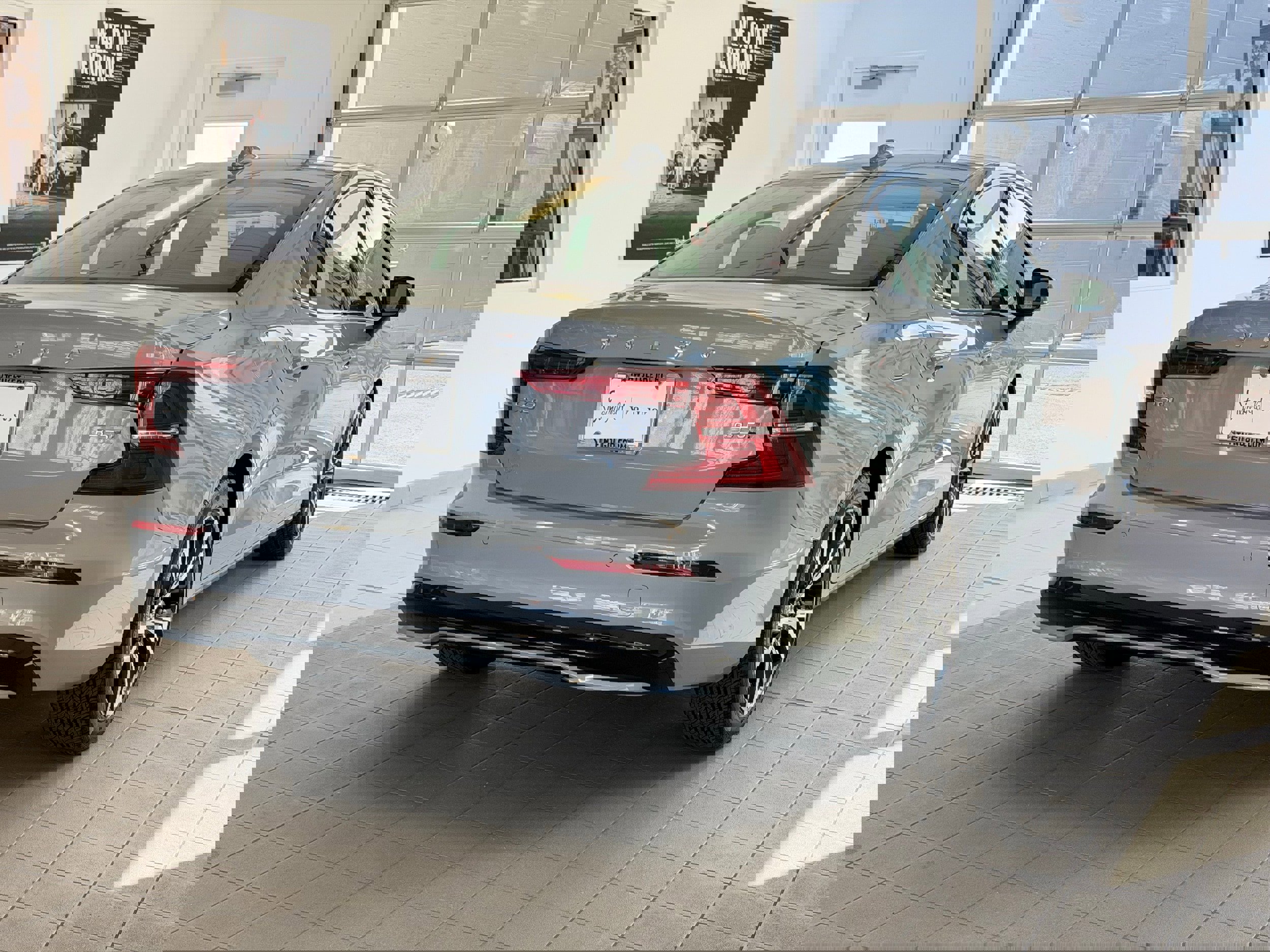 Certified 2025 Volvo S60 B5 Core w/ Climate Package image 6