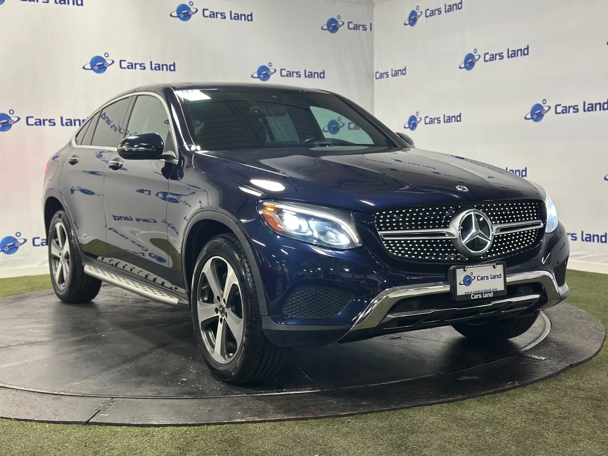 Used 2019 Mercedes-Benz GLC 300 4MATIC Coupe image 1