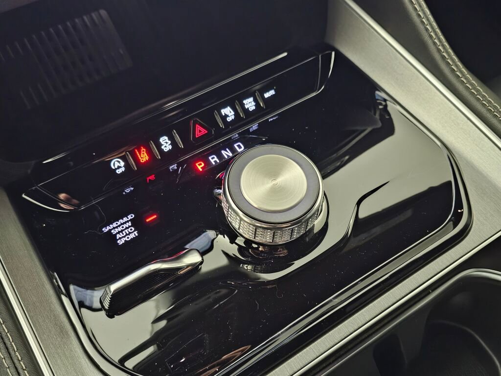 New 2026 Jeep Grand Wagoneer L Limited w/ Rear Seat Video Group I image 30