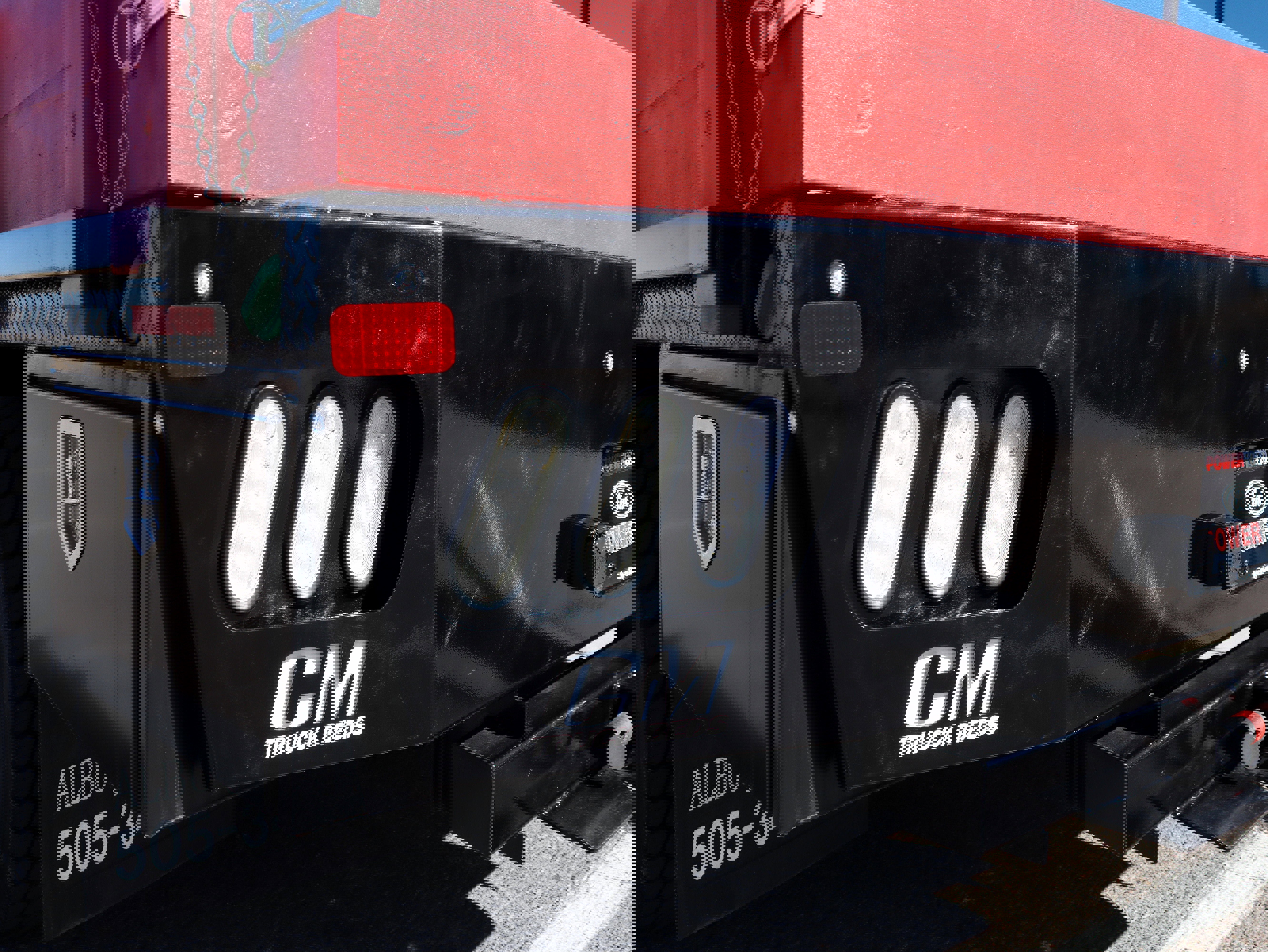 Used 2023 Ford F550 4x4 Crew Cab Super Duty image 14