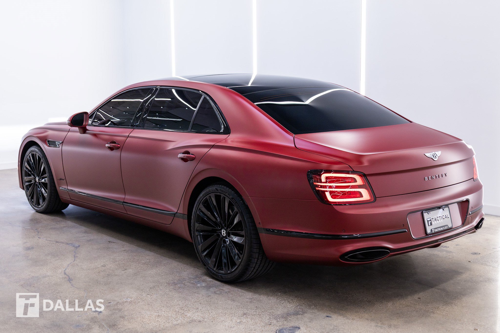 Used 2024 Bentley Flying Spur W12 AWD/4WD image 7