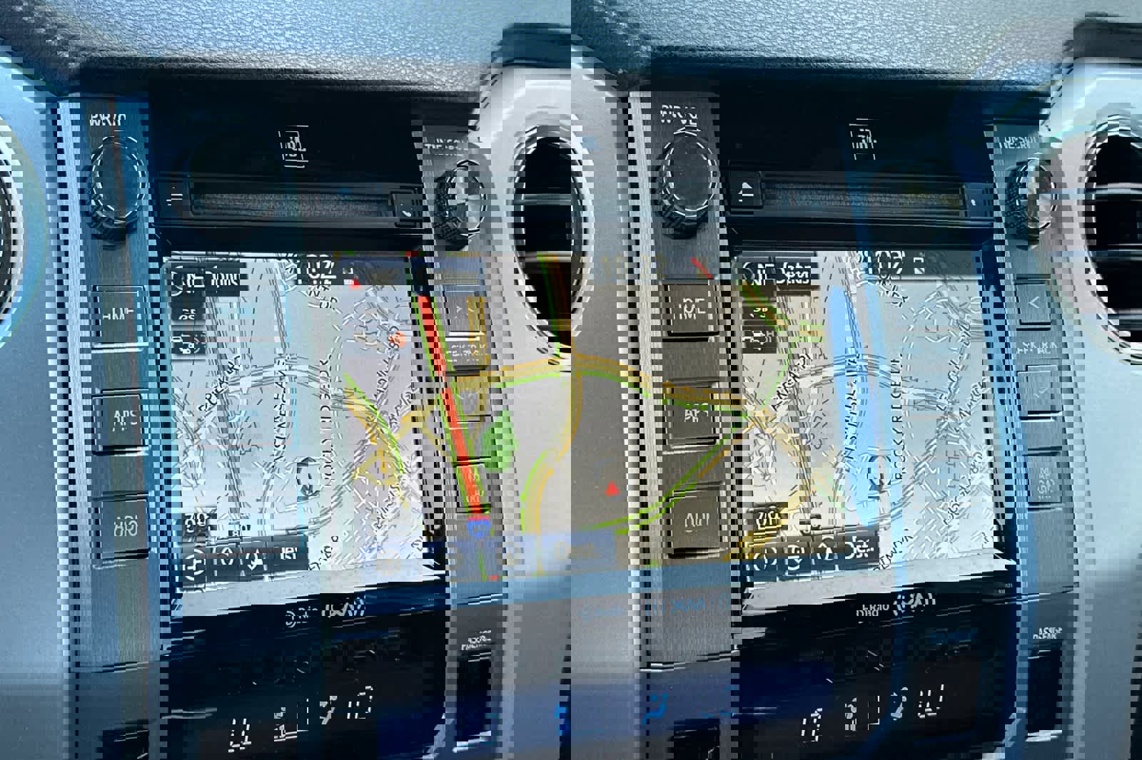 Used 2017 Toyota Tundra Limited image 21