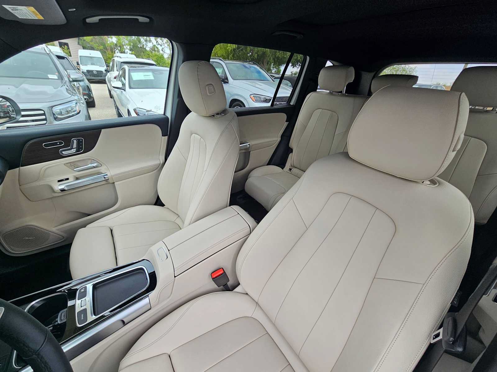 New 2026 Mercedes-Benz GLB 250 image 21