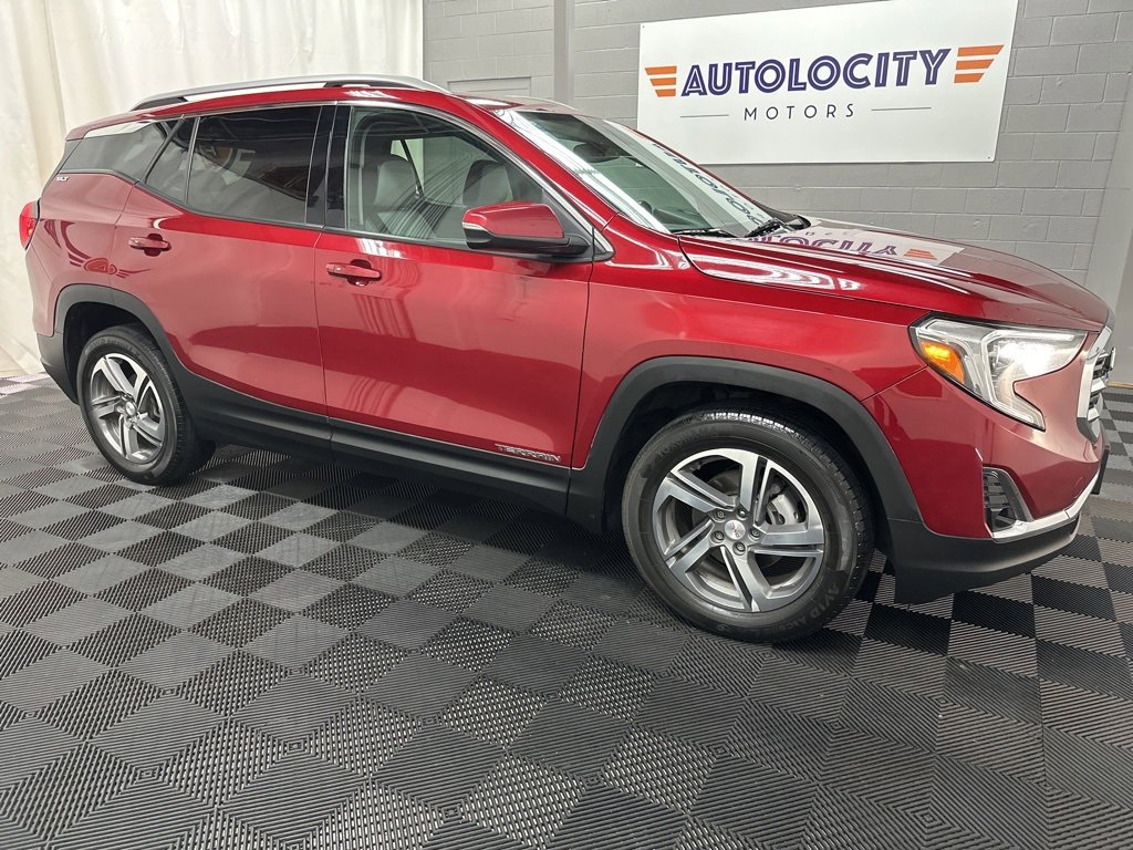 Used 2019 GMC Terrain SLT w/ Preferred Package image 3