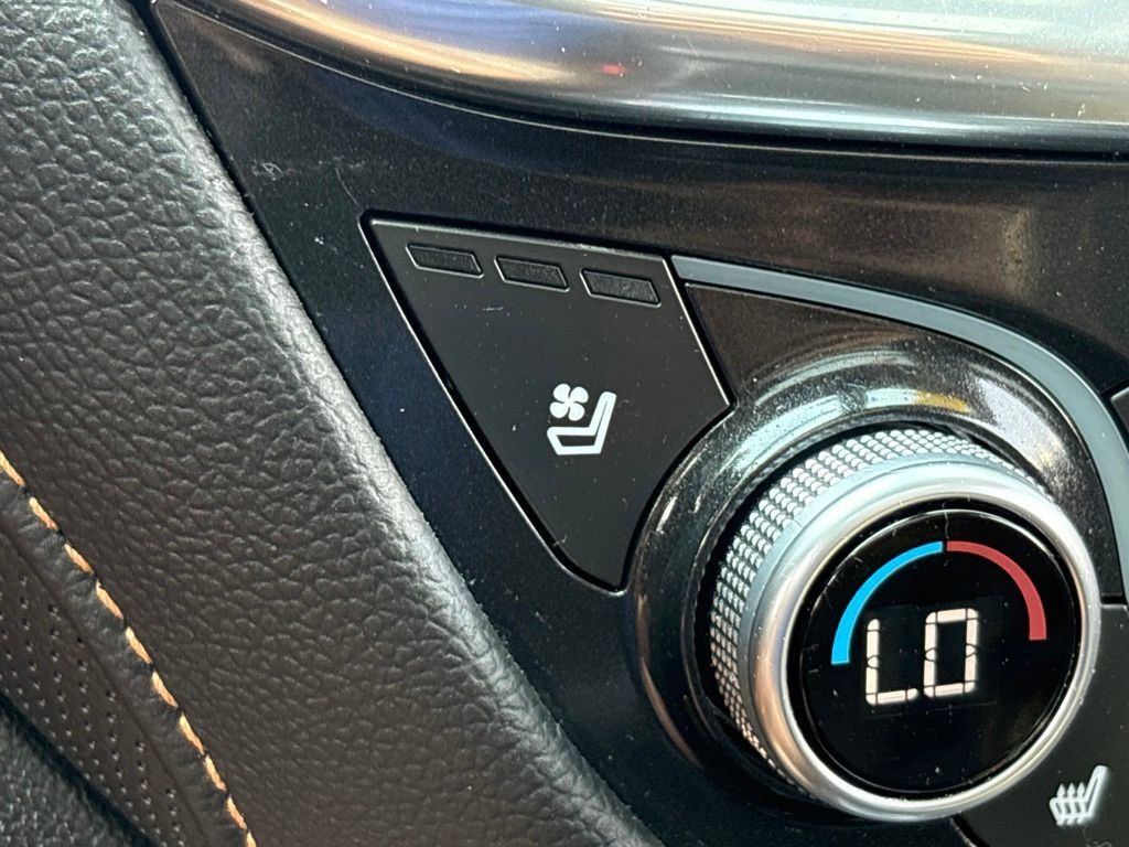 Certified 2023 Chevrolet Equinox Premier AWD/4WD image 18