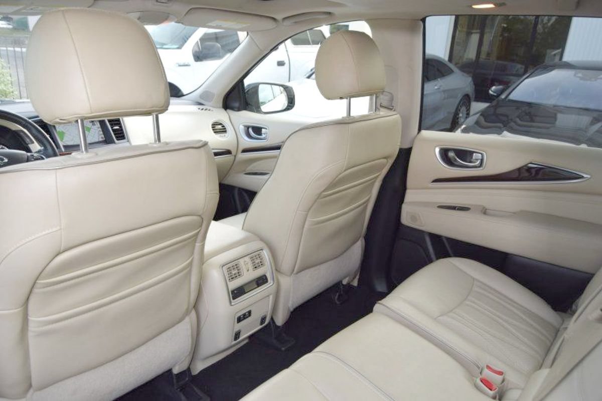 Used 2020 INFINITI QX60 Luxe w/ Sensory Package AWD/4WD image 30