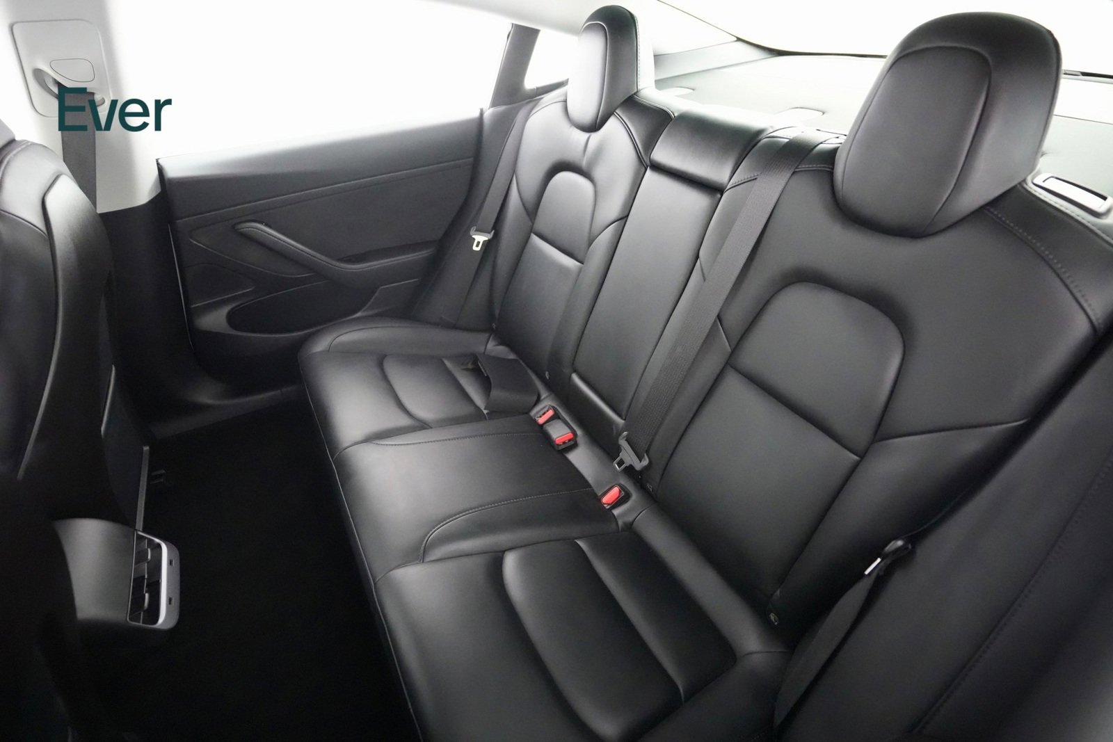 Used 2020 Tesla Model 3 Standard Range image 8