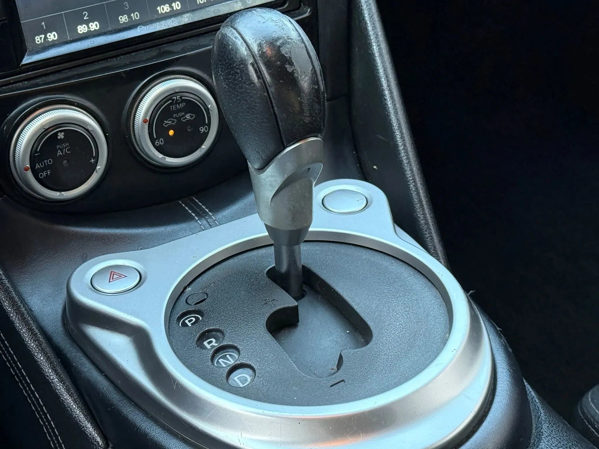 Used 2016 Nissan 370Z Coupe image 25