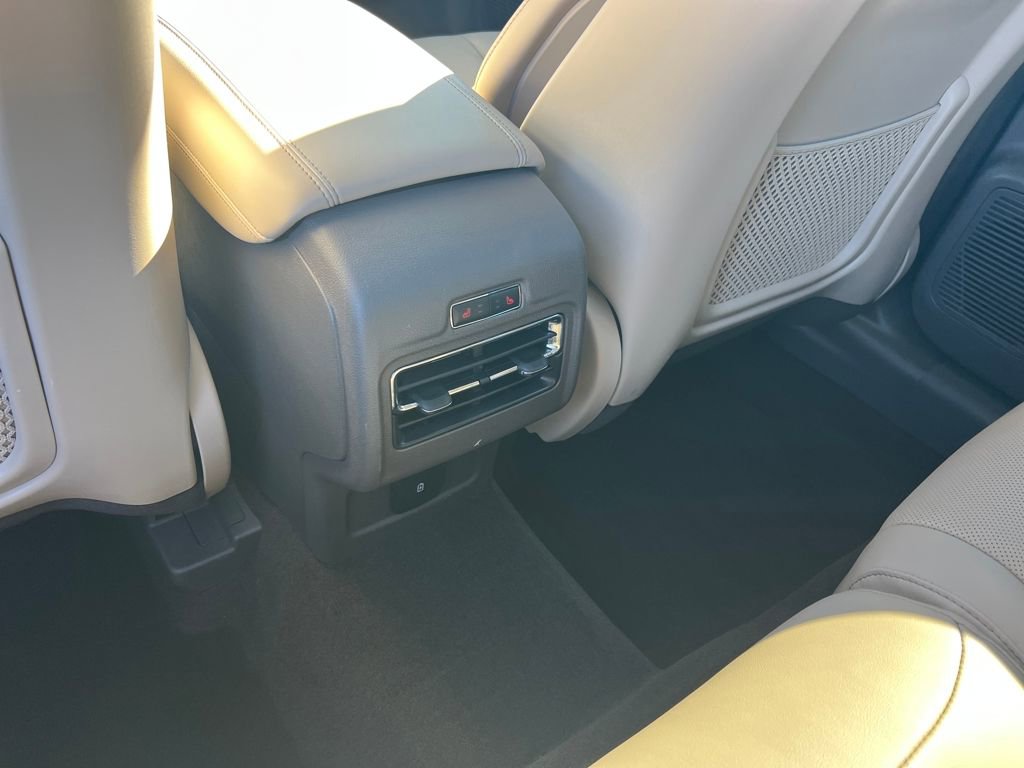 Certified 2022 Lincoln Corsair AWD w/ Premium Package image 14