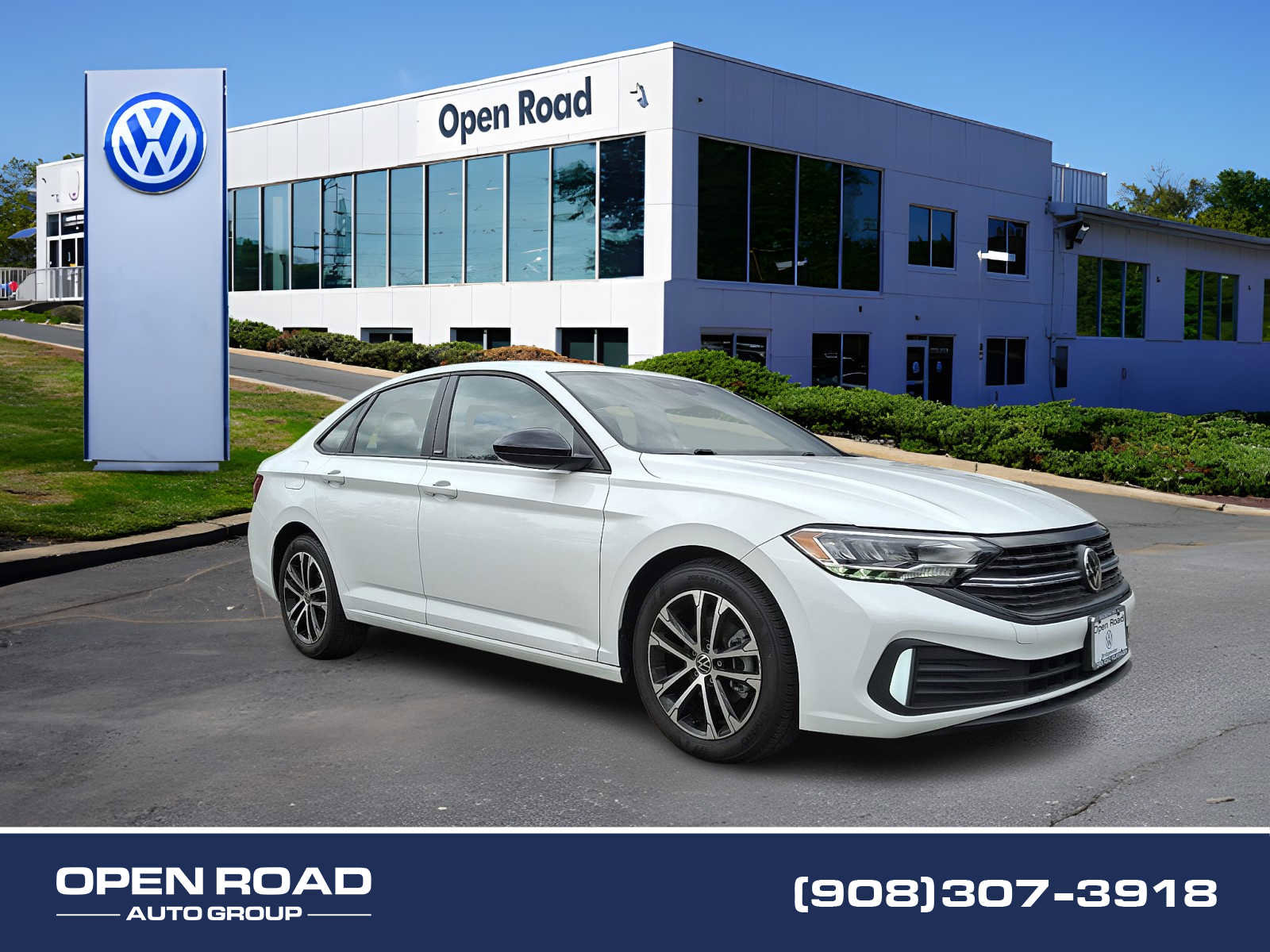 Used 2024 Volkswagen Jetta Sport image 1