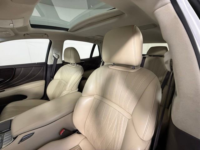 Used 2018 Lexus LS 500 w/ Interior Upgrade Package RWD image 15
