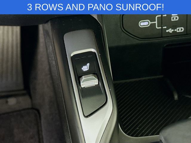 Used 2025 Kia Sorento S w/ Panoramic Sunroof Package image 19