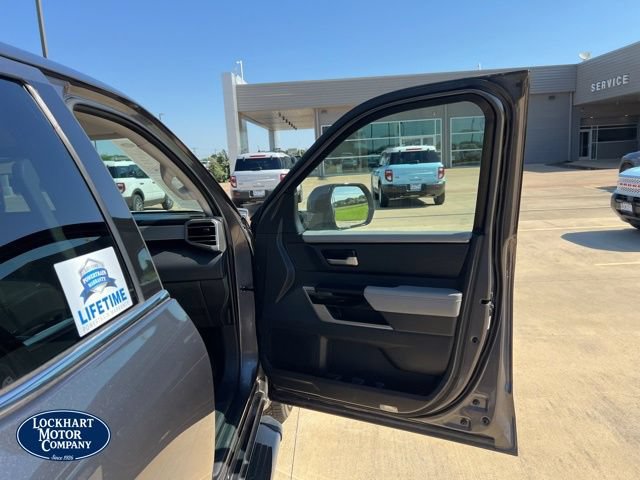 Used 2022 Toyota Tundra Limited w/ Power Package RWD image 34