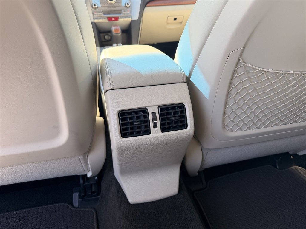 Used 2014 Subaru Outback 3.6R Limited image 26