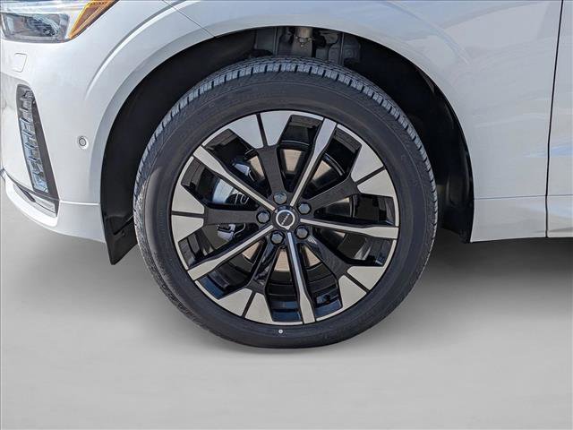 New 2026 Volvo XC60 B5 Core AWD/4WD image 10