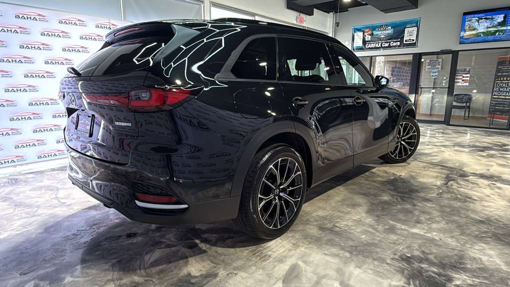Used 2025 MAZDA CX-70 Plug-In Hybrid w/ Premium Plus AWD/4WD image 6