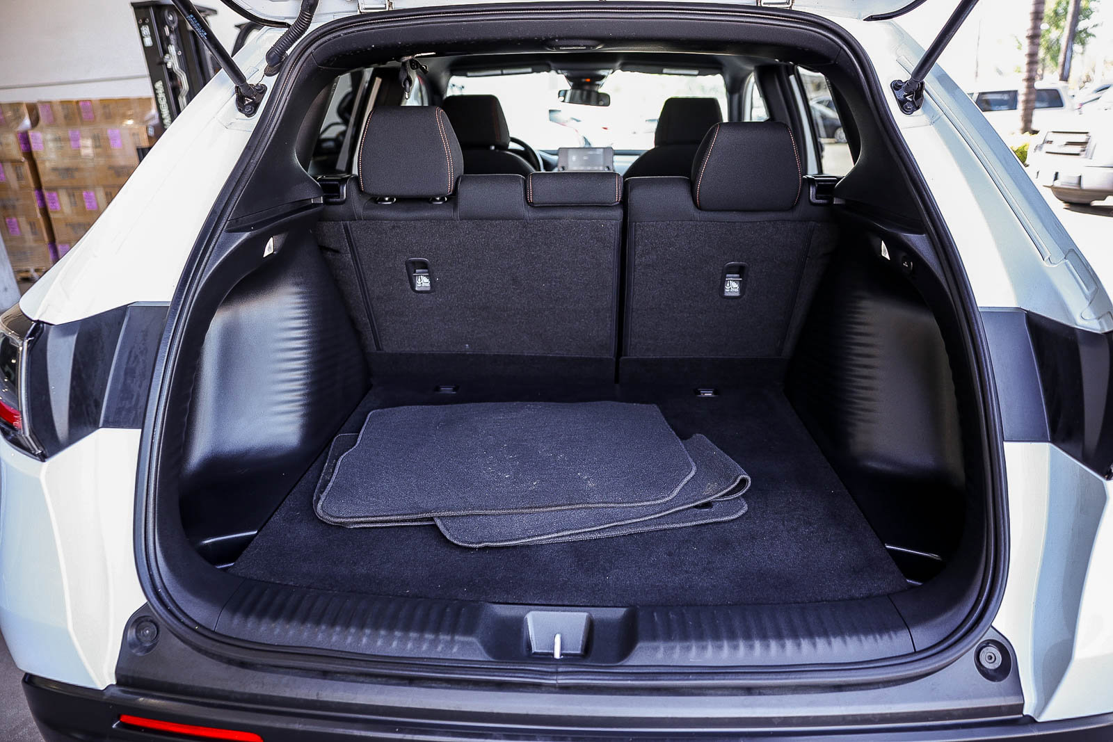 Used 2025 Honda HR-V Sport image 34