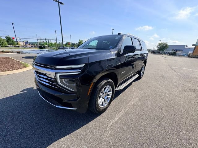 Used 2025 Chevrolet Tahoe LT AWD/4WD image 1