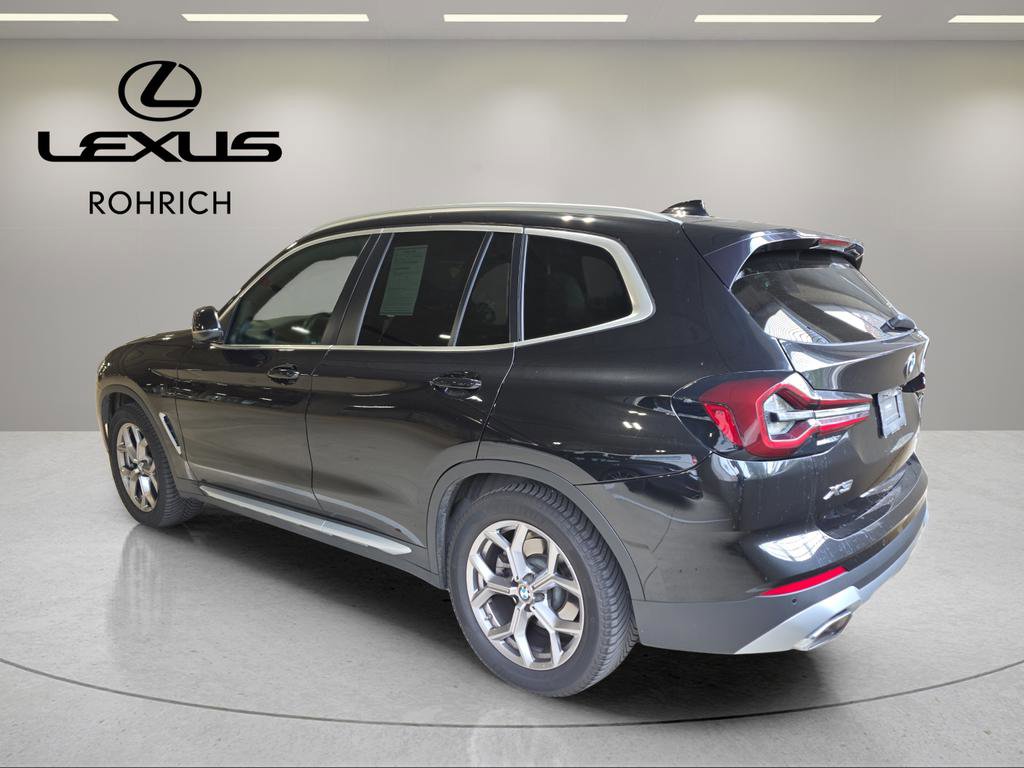 Used 2022 BMW X3 xDrive30i video 3