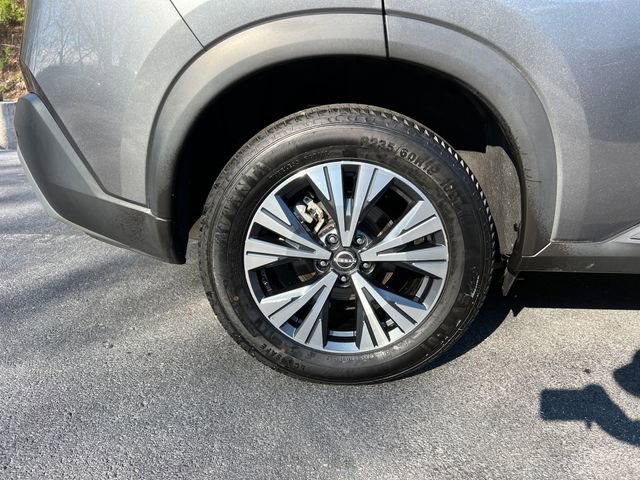 Used 2023 Nissan Rogue SV image 27