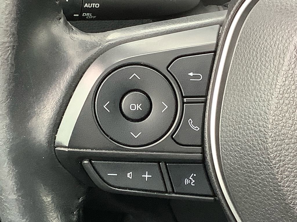 Used 2023 Toyota Corolla Cross LE image 17