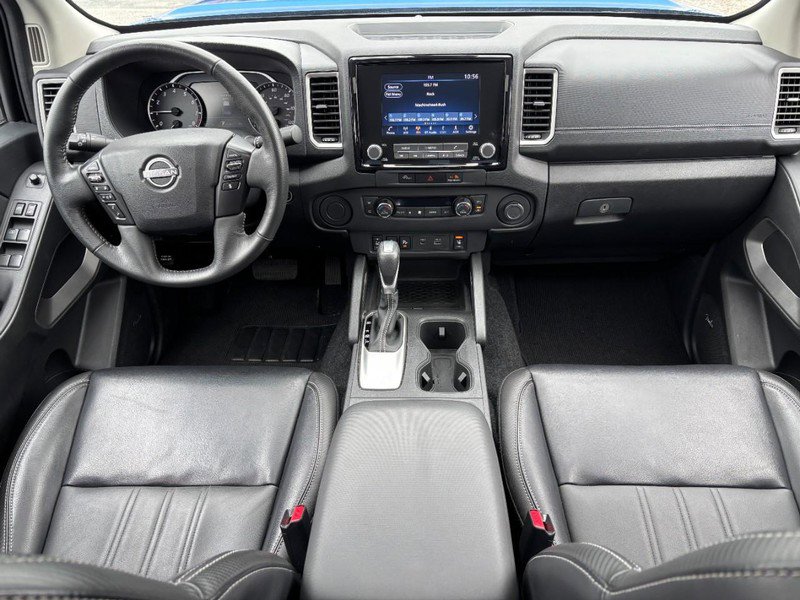 Used 2024 Nissan Frontier SL w/ Technology Package RWD image 11