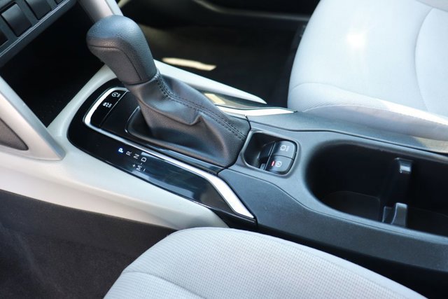 Used 2023 Toyota Corolla Cross L image 15