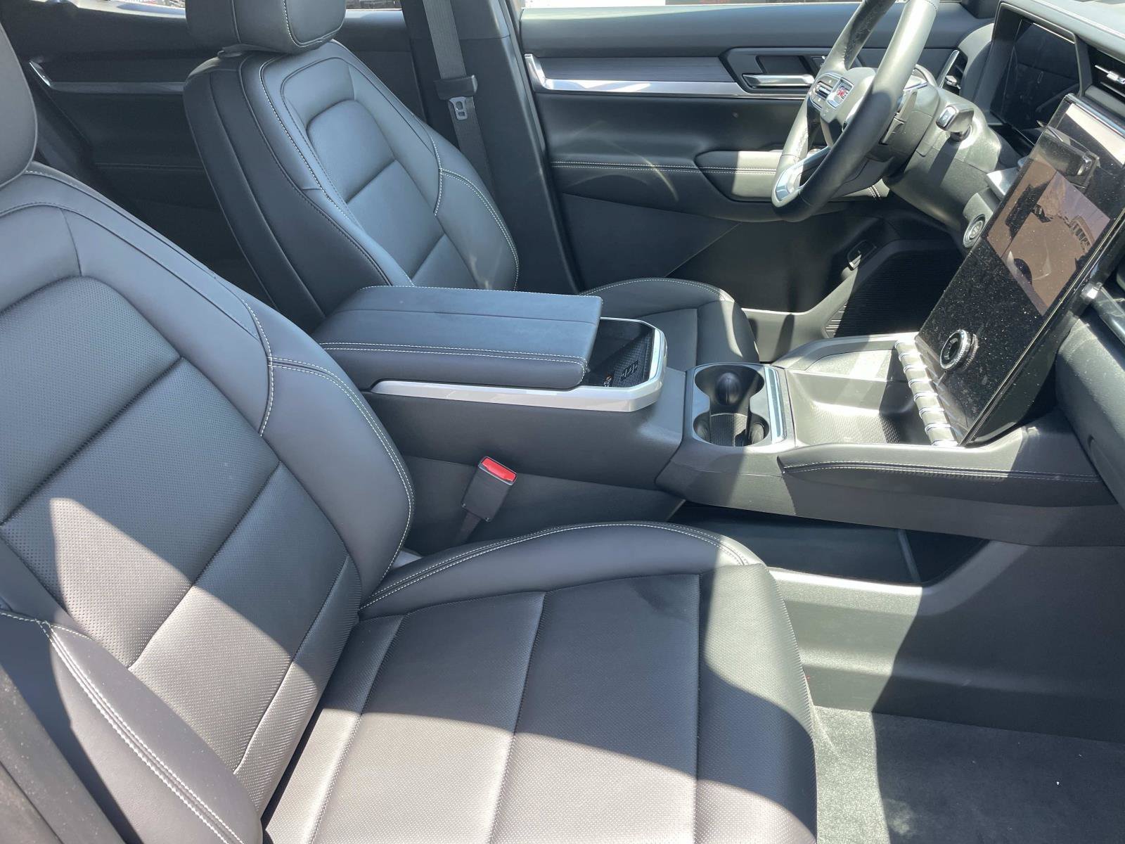 New 2026 GMC Terrain Elevation w/ Elevation Premium Package FWD image 27