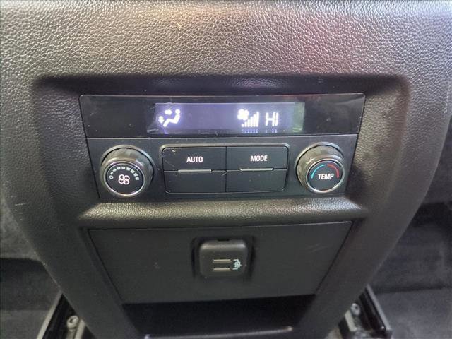 Used 2021 Chevrolet Traverse LT w/ LPO, Roadside Safety Package image 16