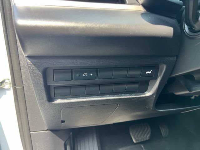 Used 2024 Mitsubishi Outlander SE AWD/4WD image 8