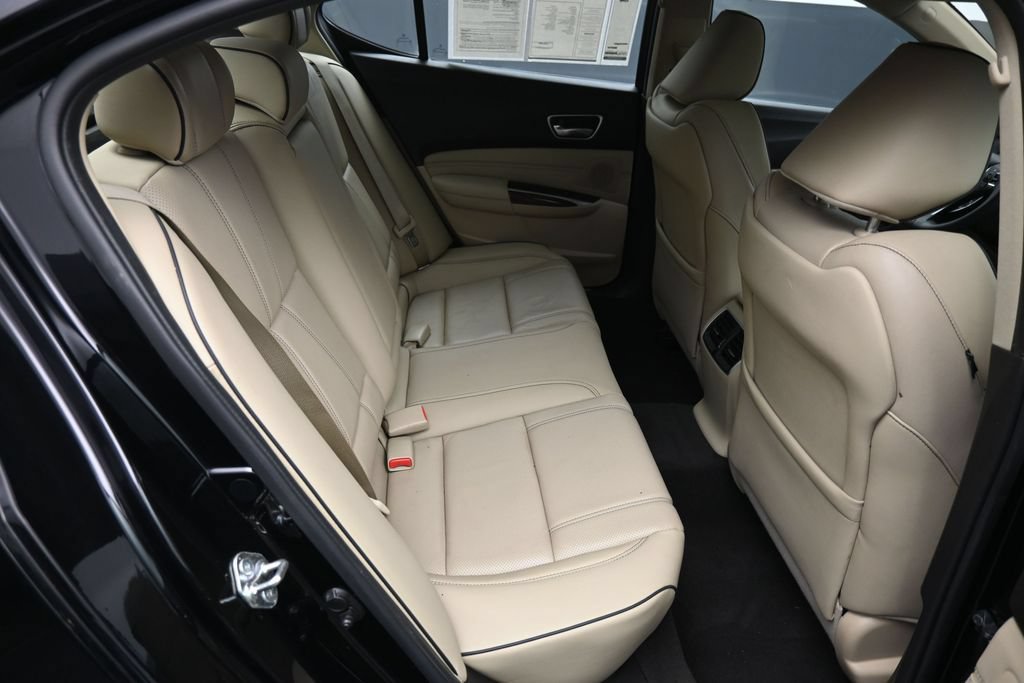 Used 2018 Acura TLX w/ Technology Package FWD image 24