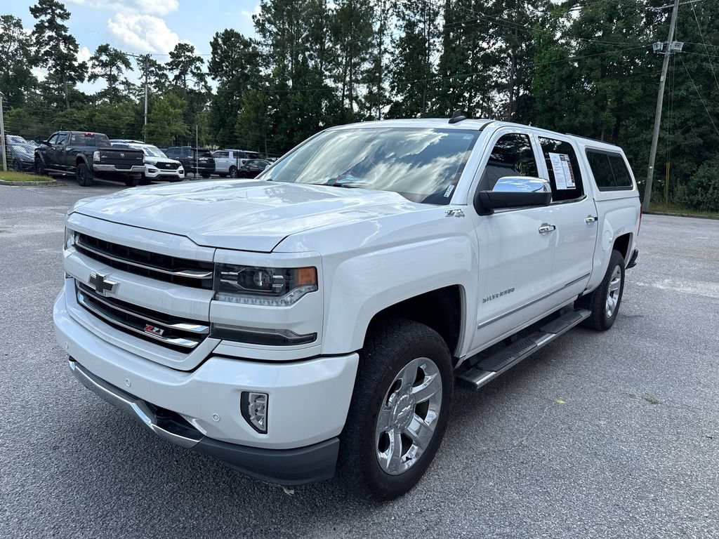 Used 2018 Chevrolet Silverado 1500 LTZ Z71 w/ LTZ Plus Package AWD/4WD image 4