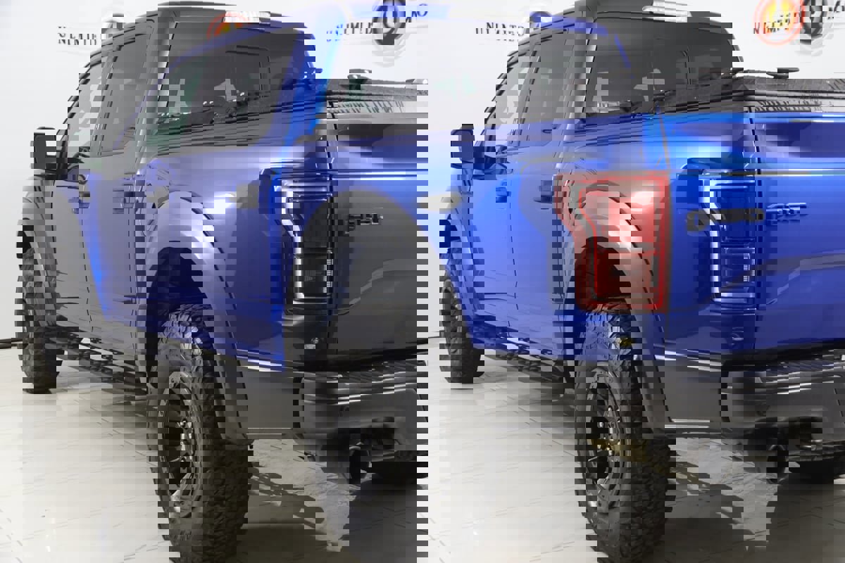 Used 2017 Ford F150 Raptor w/ Equipment Group 801A Mid image 27