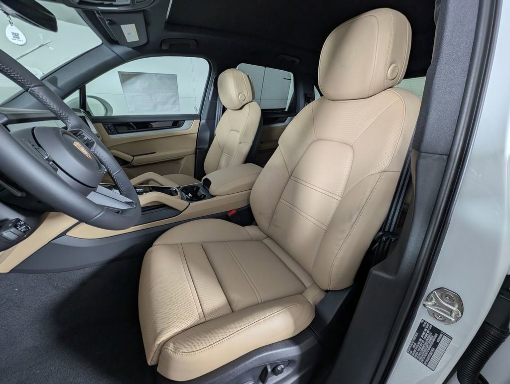 New 2026 Porsche Cayenne image 5